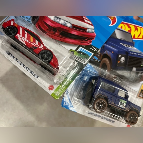 COSTUM’01 ACURA INTEGRA GSR SPEED BLUR
LAND ROVER DEFENDER 90 BAJA BLAZERS - Picture 3 of 3